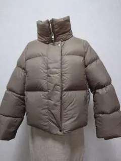 バナナリパブリック　新品未使用ショートダウンジャケット