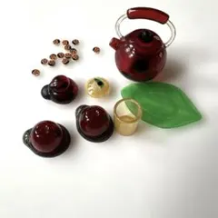 メガハウス】森から生まれたティーセット 3.てんとう虫のまんまる 