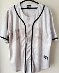 新品タグ付き　NEW ERA ベースボールシャツ メッシュ S ベージュ×黒のサムネイル