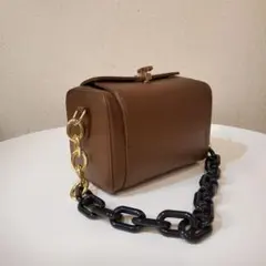 プラスチックチェーン　バッグ　 チュクラ　ザラ　ターンロック