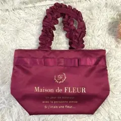 Maison de FLEUR　ブランドロゴフリルハンドルトートSバッグ