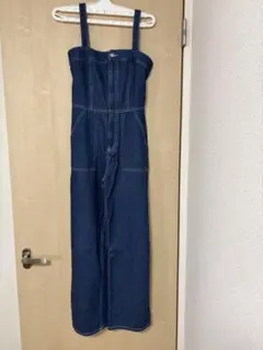 美品　デニムベアワイドオールインワ AZULbymoussy Mサイズのサムネイル