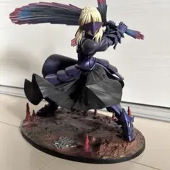 Fate/staynight セイバーオルタ　フィギュア