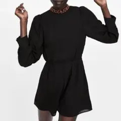 ZARA ザラ　ショート丈オールインワンジャンプスーツ ビジュー装飾　ブラックM