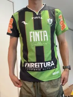 FINTA フィンタ　サッカーシャツ グリーン ブラック　Mサイズ　美品のサムネイル