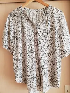 グローバルワーク　さらさらリラックスブラウス