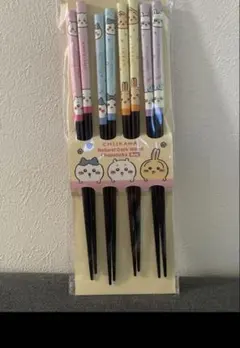 韓国　ちいかわ　箸　セット　ちいかわ、ハチワレ、うさぎ、モモンガの4種類