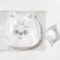2026年最新】skzoo ハン ポーチの人気アイテム - メルカリ