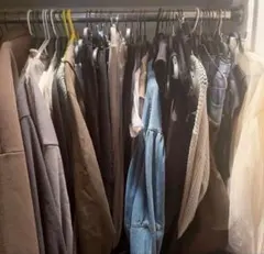 特別特価！即日発送可　まとめ売り３００着レディース服