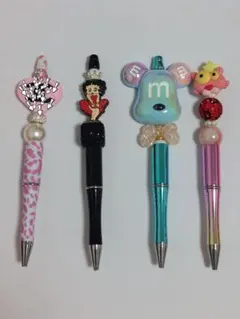 ハンドメイド　ビーズ　キャラクター　ボールペン４本セット　まとめ売り