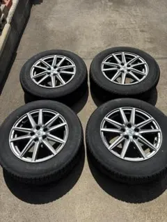 値引き^_^RAV4オールシーズン 17インチアルミホイール付き4本 セットのサムネイル