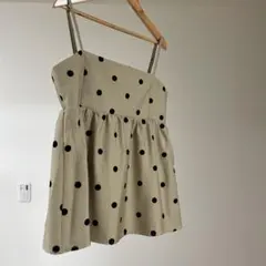 水玉模様のキャミソール