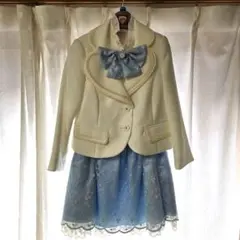 【スカートゴム伸び有り】 女の子 130 白 水色 スーツ