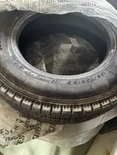 冬タイヤ6本セット 195/70R15.5引き取り限定のサムネイル