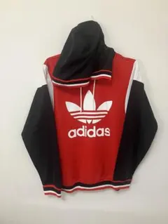 adidas ビッグトレフォイルロゴ プルオーバー