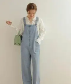 URBAN RESEARCH DOORS ライトブルー デニムサロペットのサムネイル
