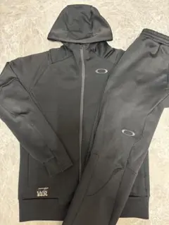 OAKLEY オークリー　上下セットアップ　ブラック