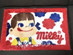 不二家 ペコちゃん Milky ルームマット　お菓子くじ　ミルキー　玄関マット