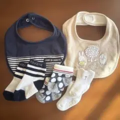 COMMEスタイと靴下セット　新生児　ミッフィー　よだれかけ　GAP