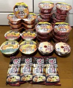 ヒロセ通商 レトルトカレー35食、フリーズドライ25食 計60食セット