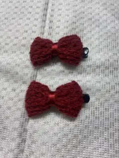 赤いリボン型ヘアピン 2個セット