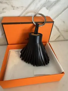 HERMES エルメス カルメン キーリング ブラック 新品未使用のサムネイル