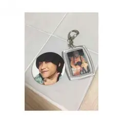 Ｈey!Say!JUMPキーホルダーと缶バッチ（八乙女光）