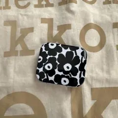 marimekko ノベルティ　缶　ケース　アクセサリーケース