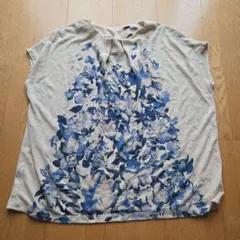 SCAPA スキャパ 花柄 半袖Tシャツ ベージュ サイズ38のサムネイル
