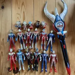 ウルトラマン　ソフビフィギュアと剣