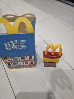 ミニチュアマクドナルド フィギュア　第二弾 シークレット品のサムネイル