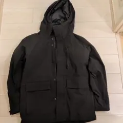 UNIQLO ブラック ダウンジャケット フード付き