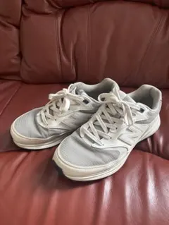 New Balance 3040 V1 スニーカー9.5 2E - メルカリ