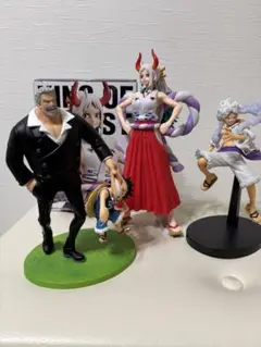 ワンピース フィギュア　ギア5、ヤマト、ガープ