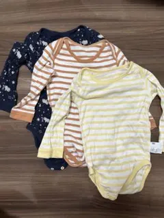 ユニクロ　ロンパースセット ９０センチ