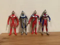 ウルトラマン ソフビ フィギュア 4体セット ウルトラマンダイナ　コスモス