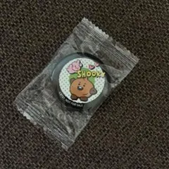 【未使用】BT21 SHOOKY 缶バッジ/非売品/BTS/くら寿司