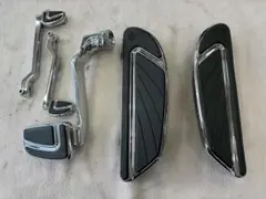 ハーレーツーリングモデル　CVOペダル一式