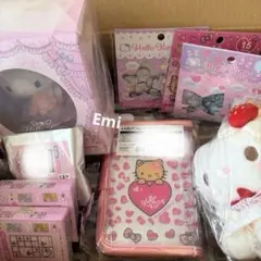 新品　サンリオ　キティ　マスコット　他