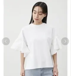 Mila Owenスリーブデザインカットドッキングトップス ホワイト