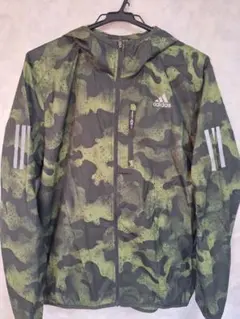 adidas カモフラージュ ウィンドブレーカー