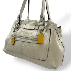 美品✨️コーチ トートバッグ ボストンバッグ ギャザー フリル シボ革 レザー 白