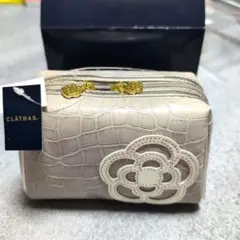 クレイサス　ポーチ