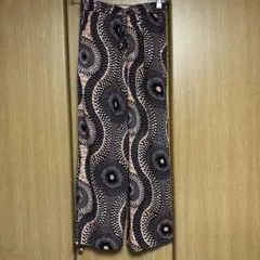 柄パンツ