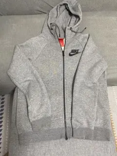 Nike グレー フルジップパーカー
