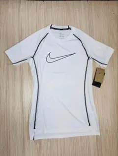 ナイキ　プロ Dri-FIT メンズタイト フィットショートス リーブトップ