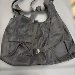 ショルダーバッグ ブラック