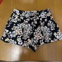 COCO DEAL 花柄ショートパンツ サイズSのサムネイル