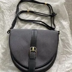 Yves Saint Laurent ラウンド型ショルダーバッグ