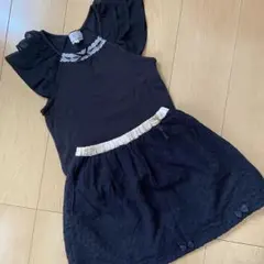美品　組曲　トラワラパン　130 140 カットソー　スカート